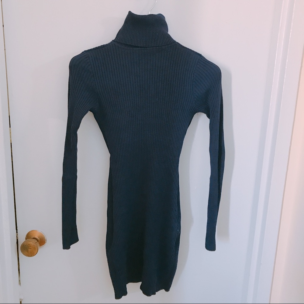 Turtle neck long sweater